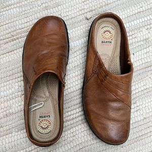 Earth Spirit Slide Ons